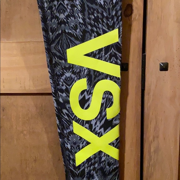 Victoria’s Secret - Picture 4 of 5